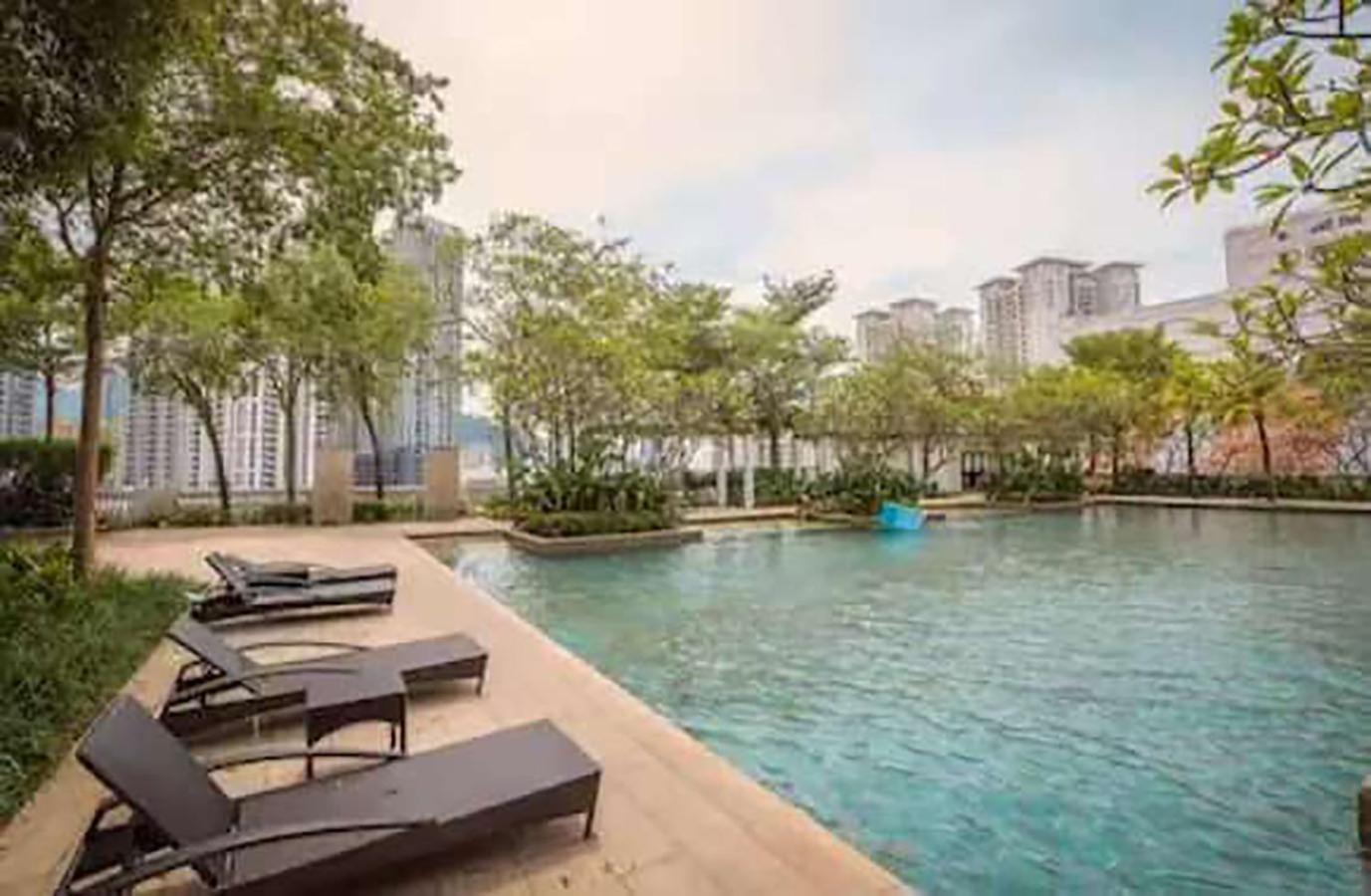 Wow Strait Quay Luxury Suite Room Tanjung Tokong Екстериор снимка