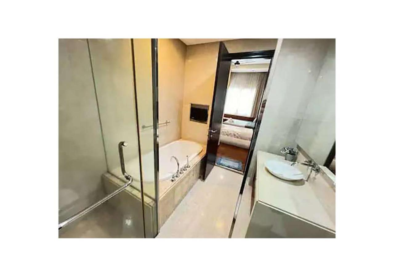 Wow Strait Quay Luxury Suite Room Tanjung Tokong Екстериор снимка